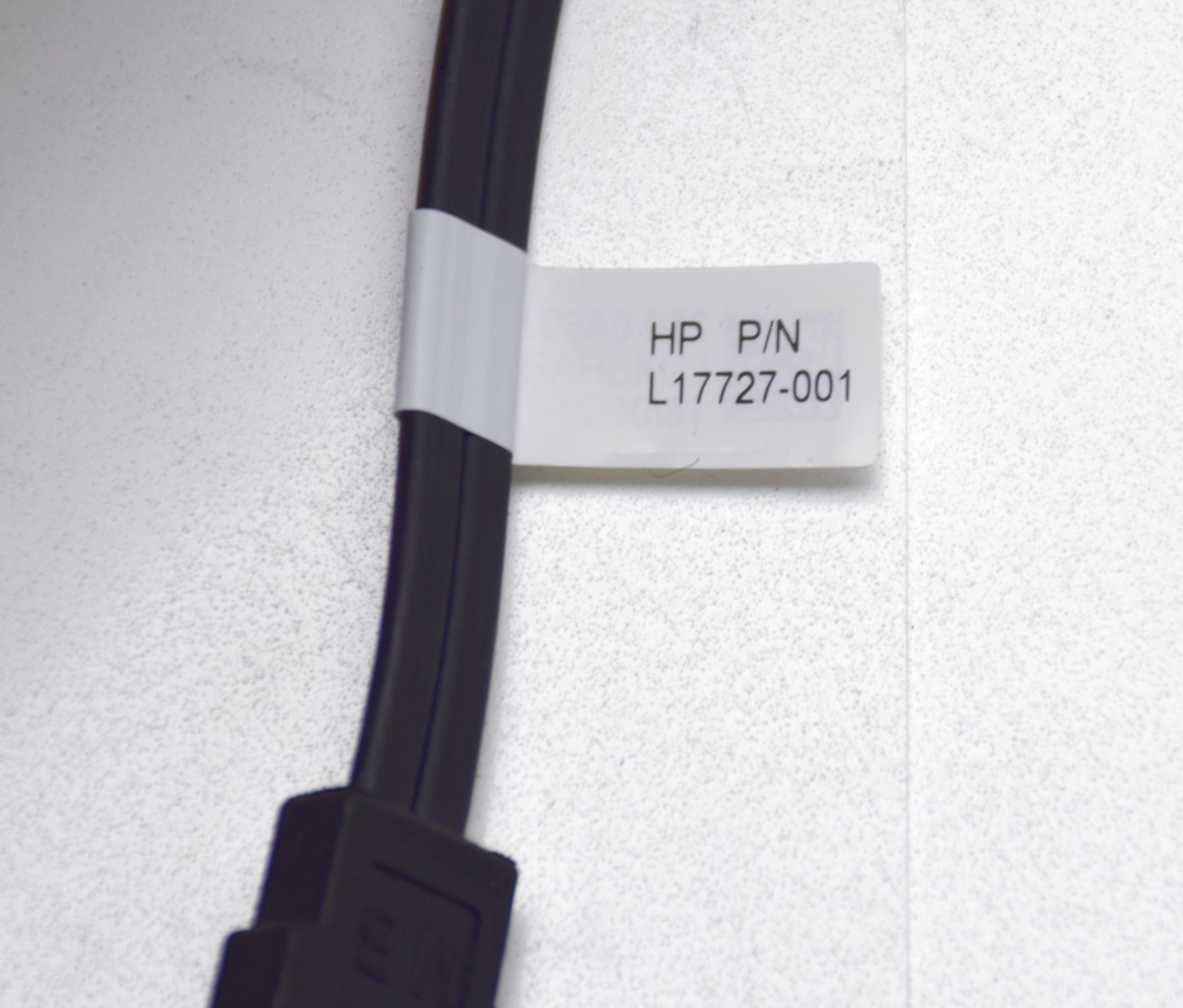 HP 590-P00XX Desktop ODD SATA Cable L17727-001 350.0A803.0001 - Image 2