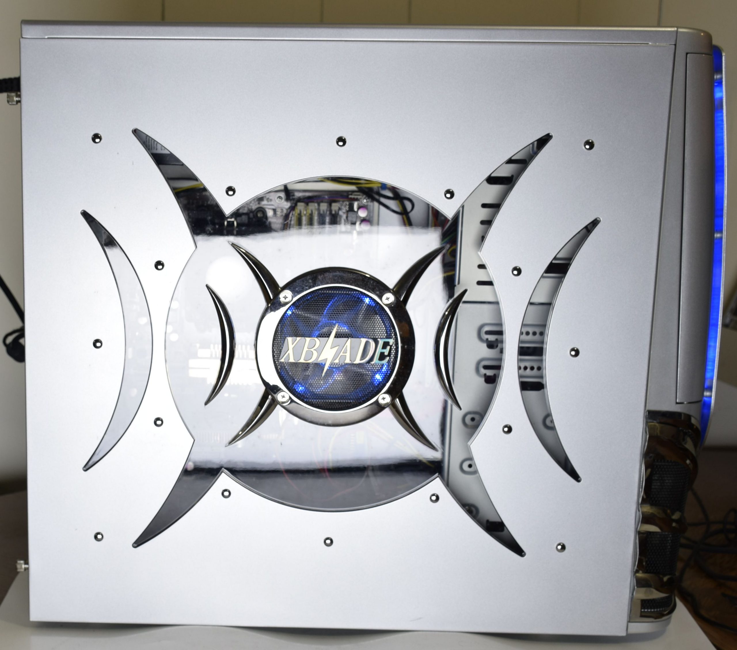 Gladiator PC- Asus M3A78-EM, AMD Athlon 2.6GHz, GeForce 9500 GT 1GB, RAM 4GB, HDD 500GB, Win10 - Image 2