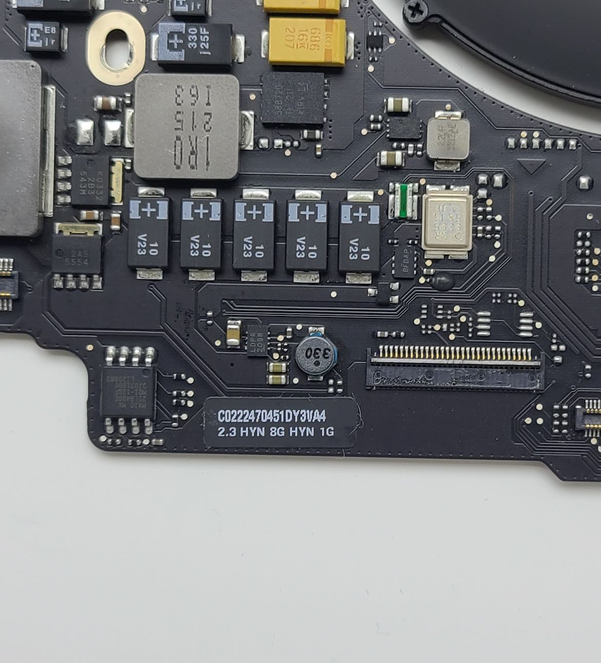 MacBook Pro 15 A1398 Mid 2012 i7 2.3 GHz 8GB Logic Board 820-3332-A Dual GPU - Image 4
