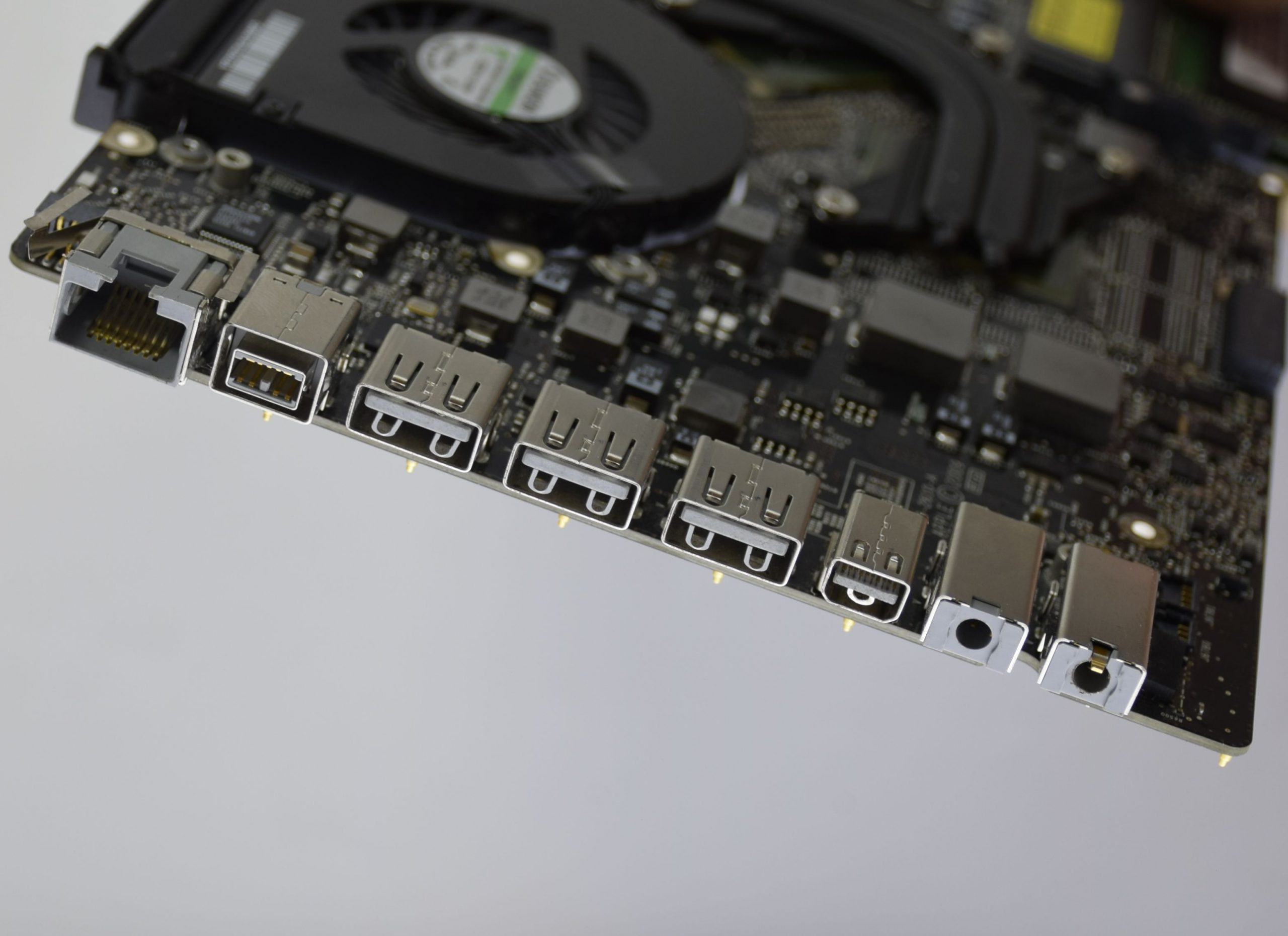 MacBook Pro 17" 2009 820-2610-A A1297 C2D 2.8GHz RAM 8Gb Logic Board TESTED - Image 2