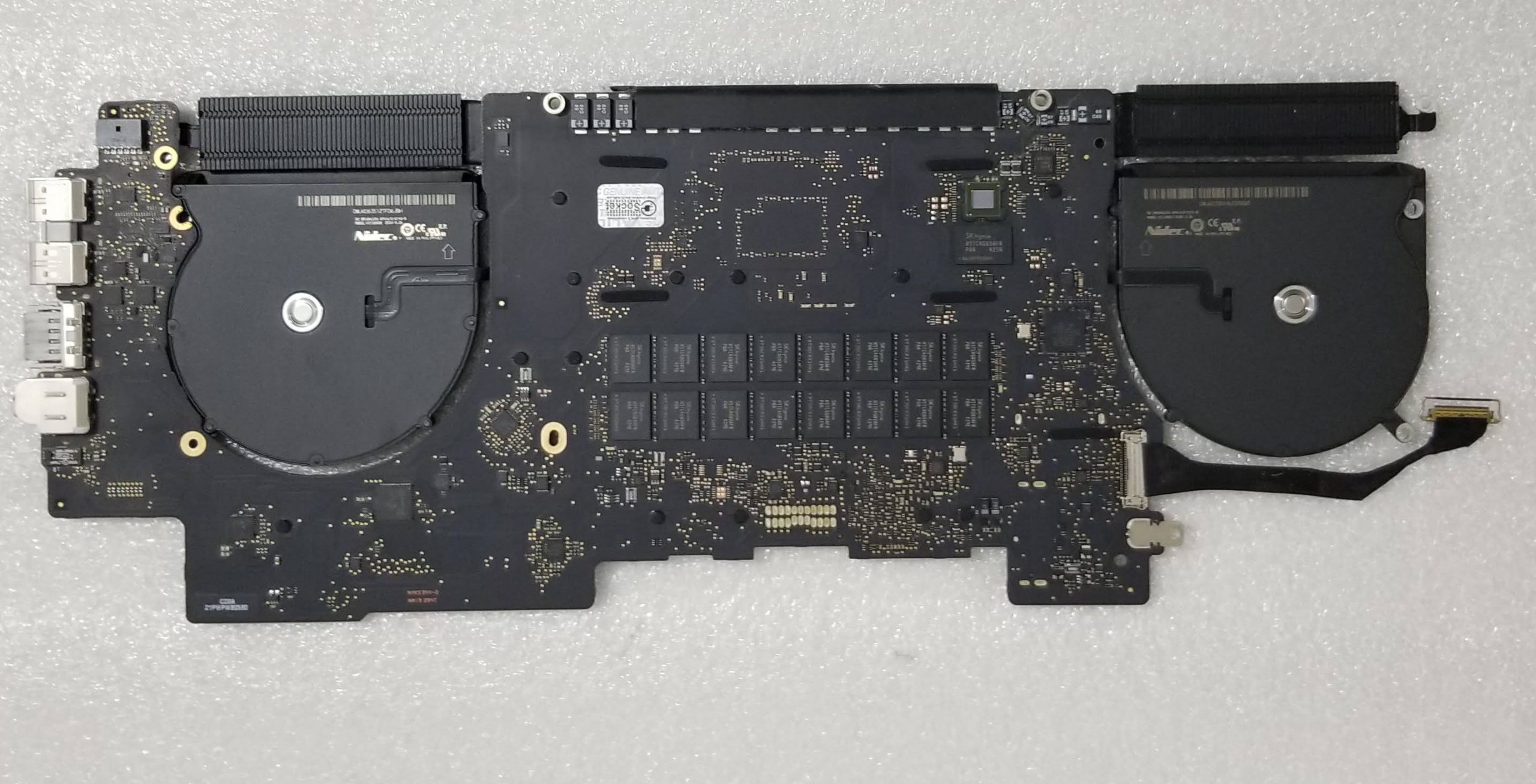 MacBook Pro 15" A1398 Mid 2014 i7 2.2 GHz 16GB Logic Board 820-3662-A TESTED - Image 4