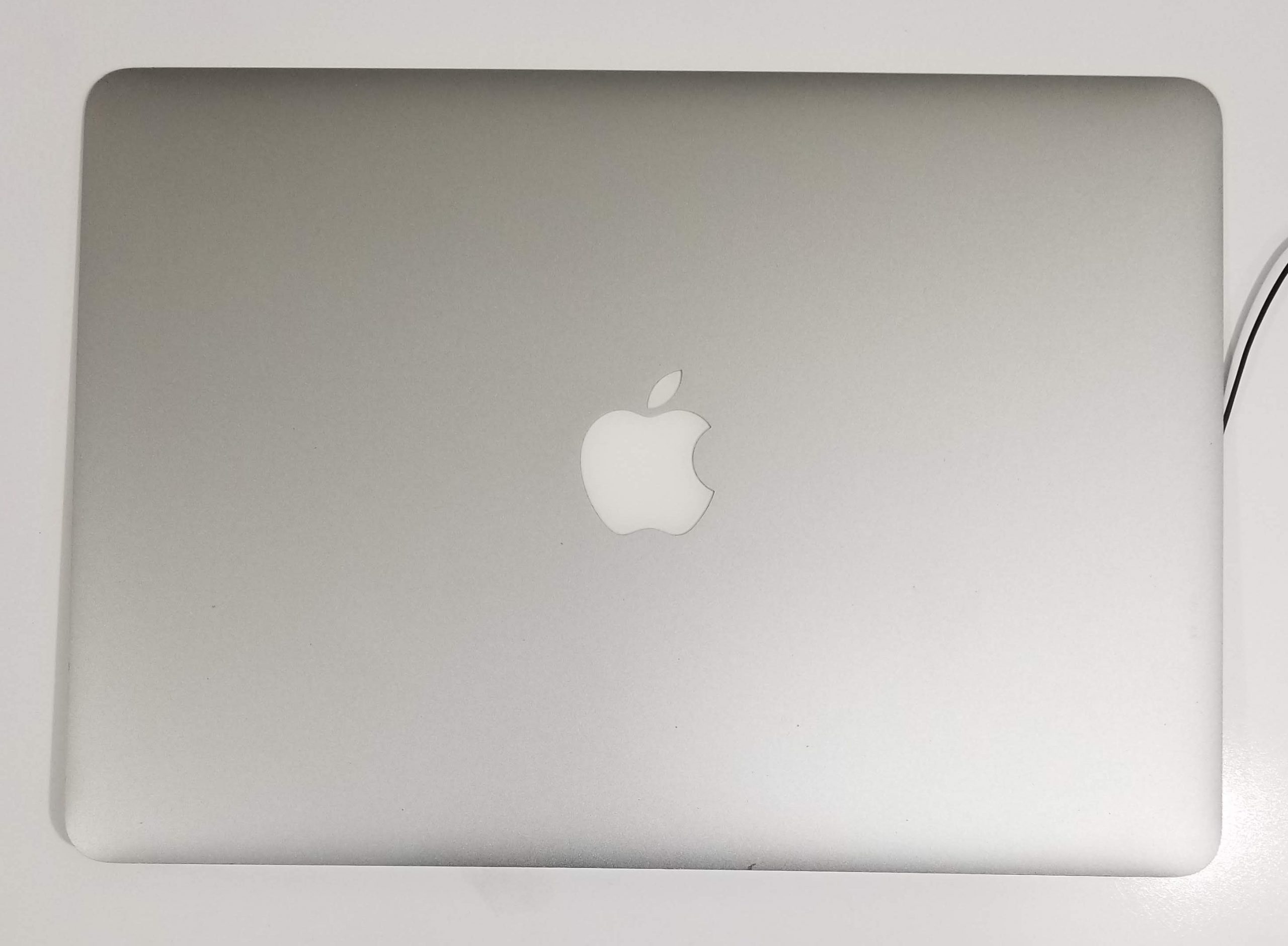 Grd B MacBook Air 13 A1466 2013 2014 2015 2017 LCD Screen Assembly 661-7475 - Image 2
