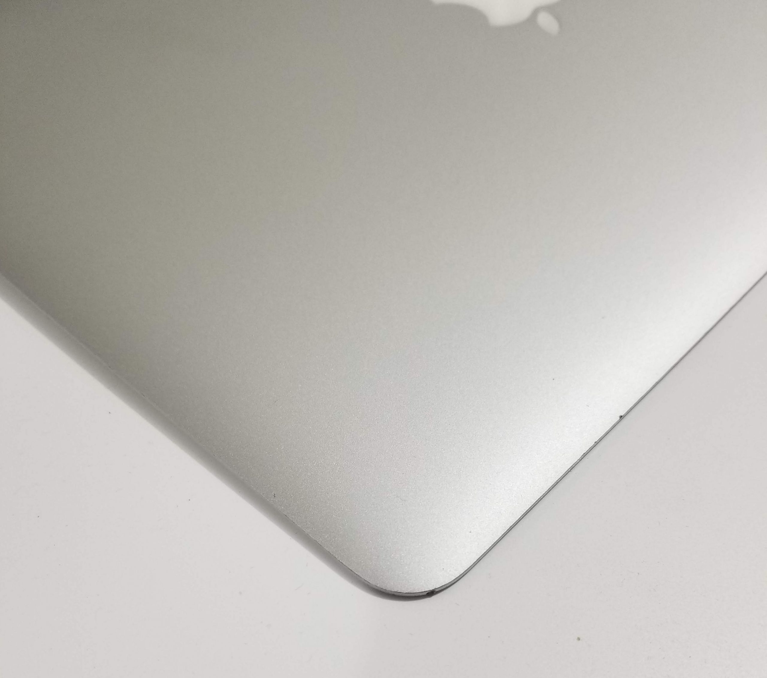 Grd B MacBook Air 13 A1466 2013 2014 2015 2017 LCD Screen Assembly 661-7475 - Image 4