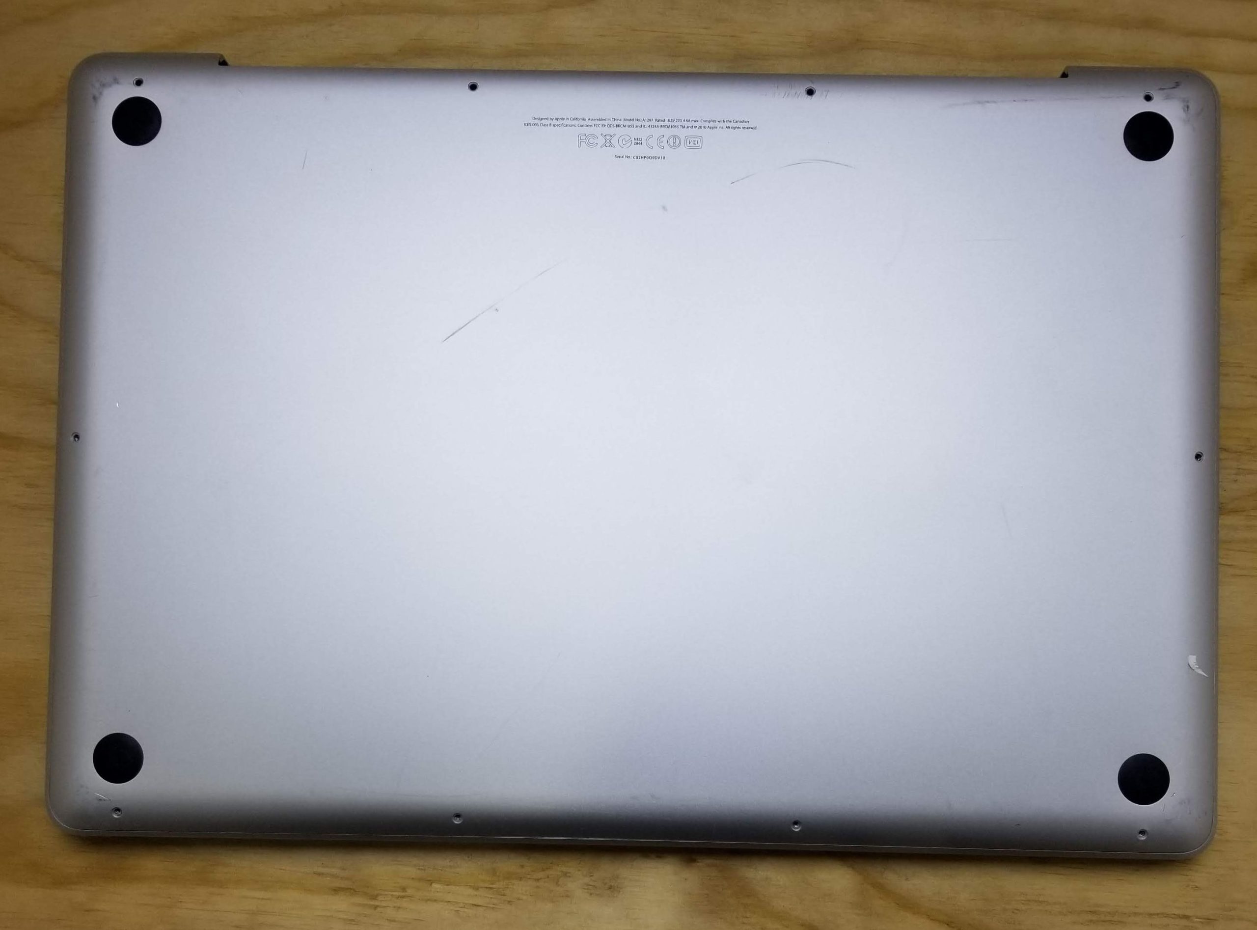 A MacBook Pro 17 A1297 2011 OEM Top Case w/Keyboard Trackpad Bottom Cover 069-6057 - Image 4