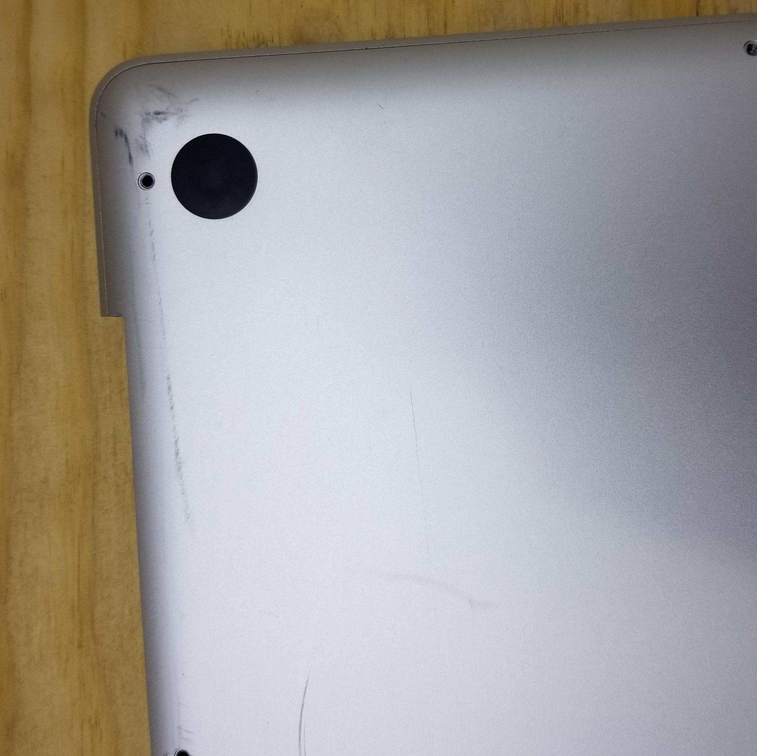 A MacBook Pro 17 A1297 2011 OEM Top Case w/Keyboard Trackpad Bottom Cover 069-6057 - Image 3