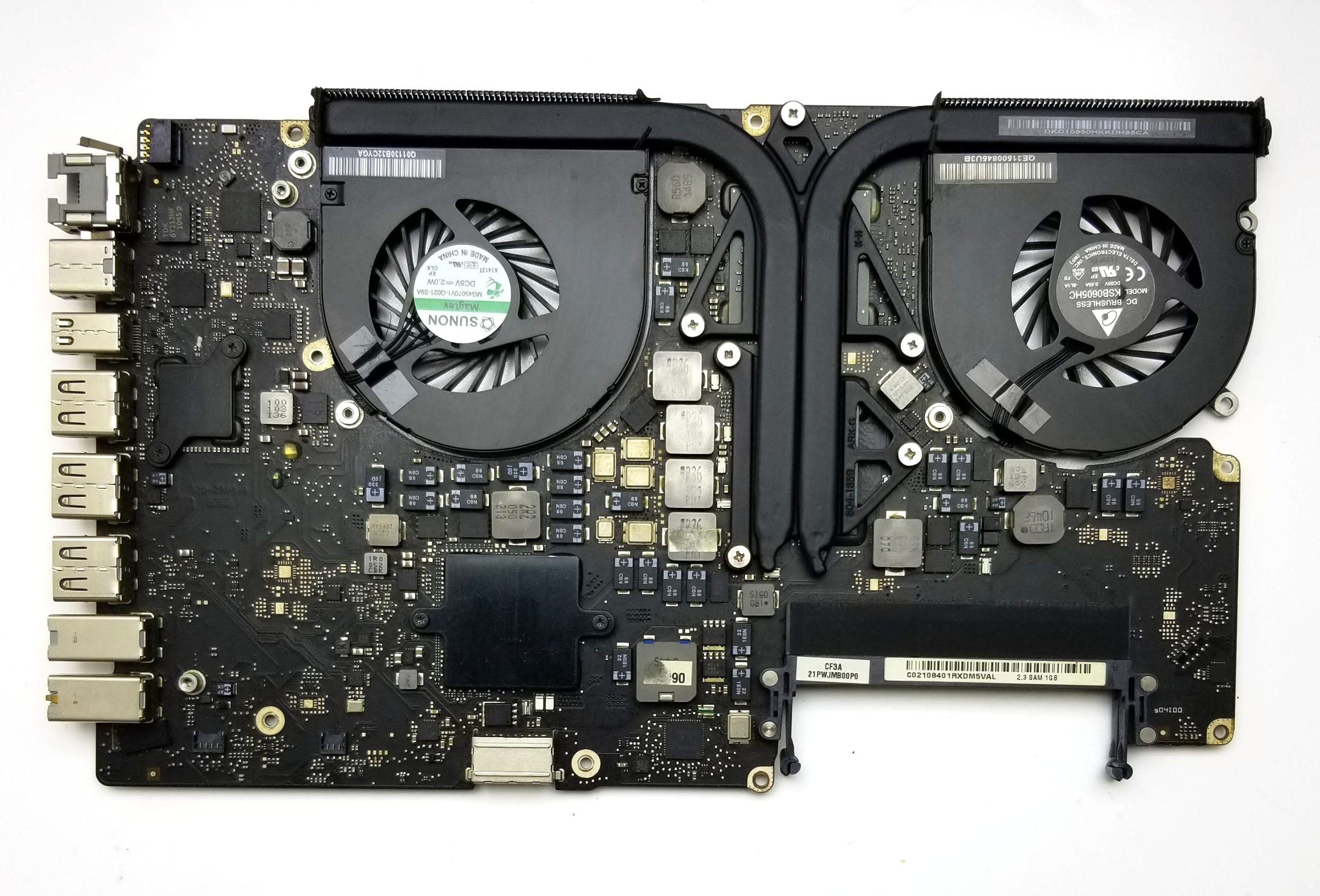 MacBook Pro 17" A1297 2011 i7 2.3GHz GPU 6750M 1GB Logic Board 820-2914-A