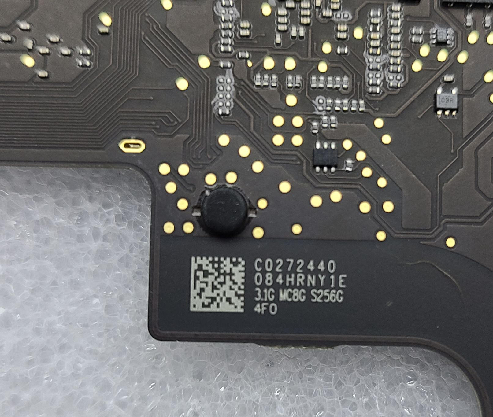 MacBook Pro 13" A1706 2017 i5 3.1GHz 8GB 256GB 820-00923-A Logic Board + ID - Image 4