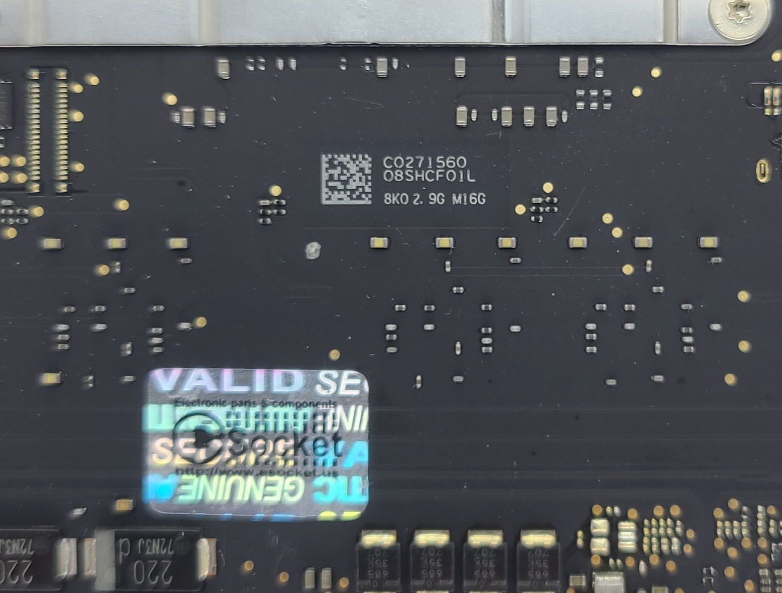 MacBook Pro 15" A1707 2016 2.9Ghz i7 16GB 2TB Logic Board 820-00281-A TouchID - Image 4