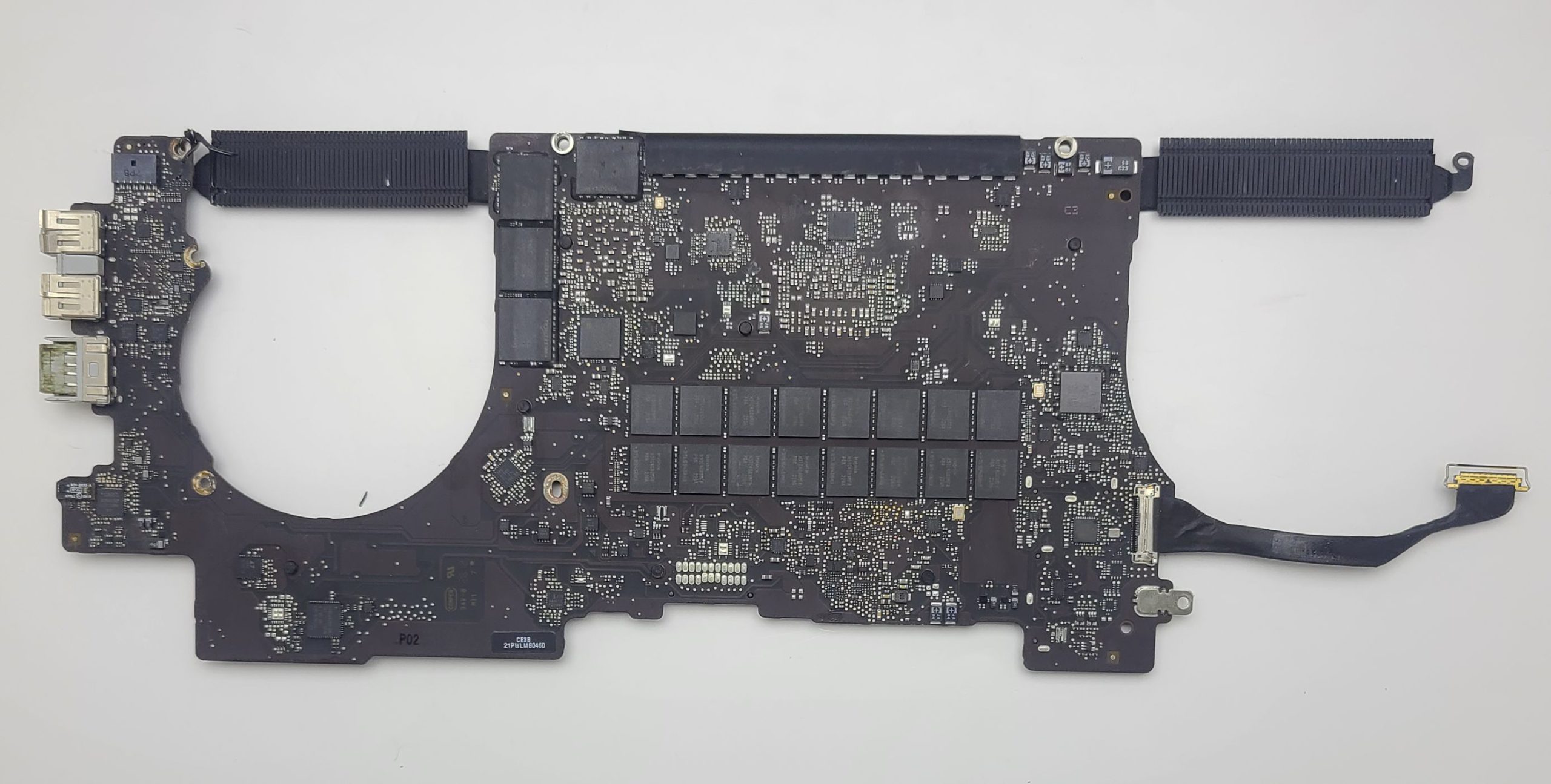 MacBook Pro 15 A1398 Mid 2012 i7 2.3 GHz 16GB Logic Board 820-3332-A Dual GPU - Image 3
