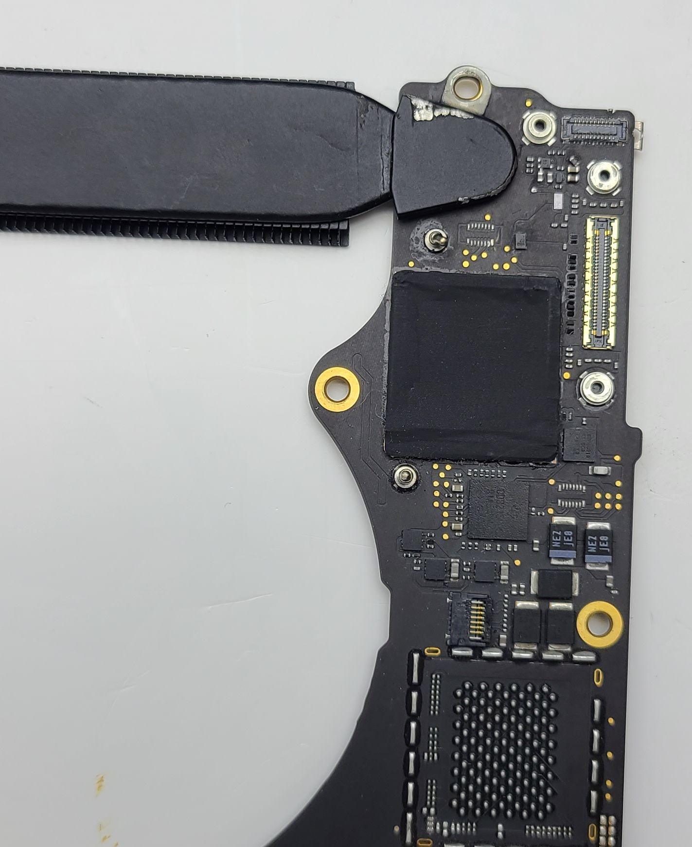 MacBook Pro 15" A1990 2018 i7 2.2Ghz 32GB 512GB Logic Board 820-01041-A READ - Image 9