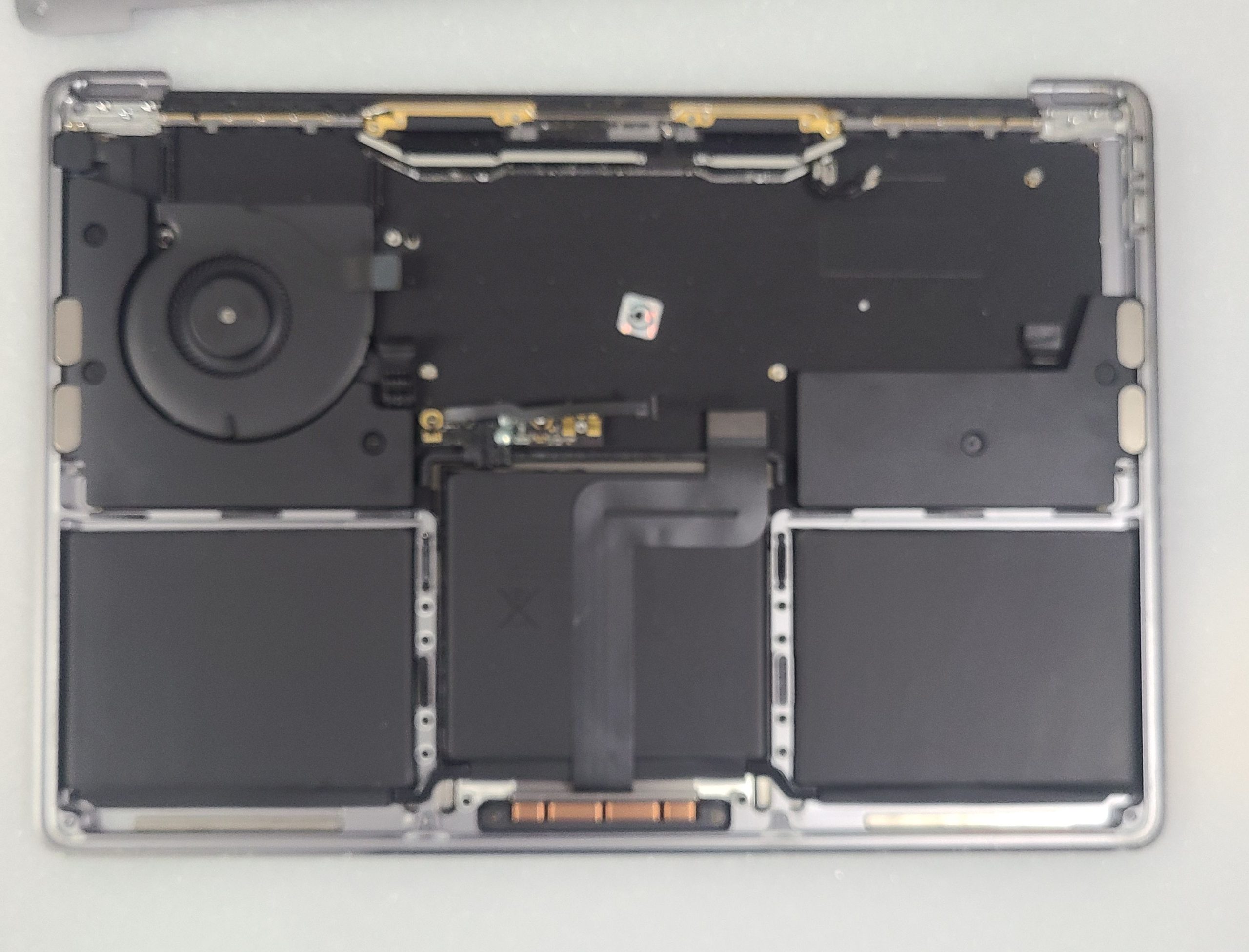 Grd C MacBook Pro 13 A1708 Top Case Gray Keyboard Battery 80% TrackPad Bottom - Image 3
