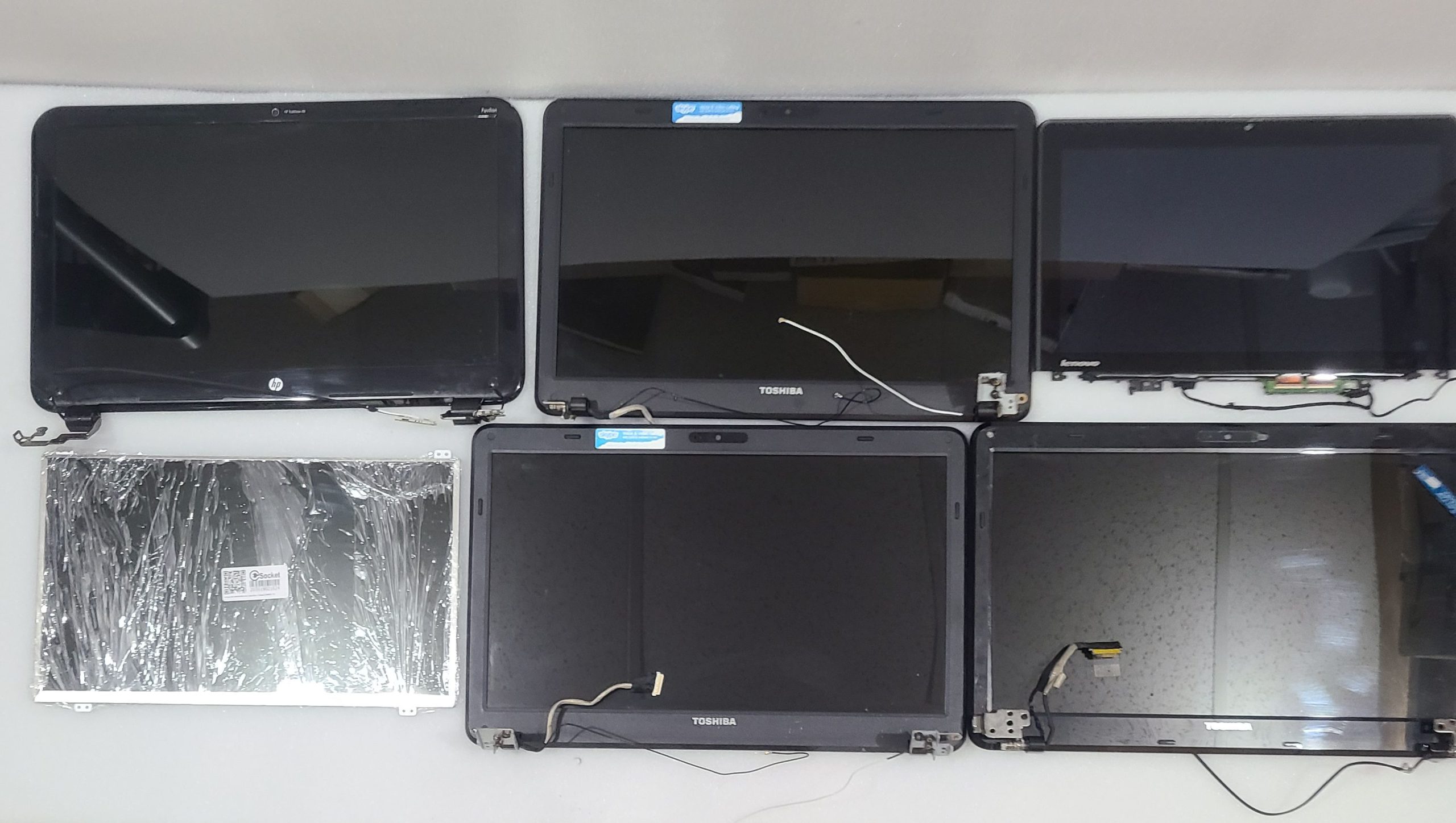 Lot of 6 Laptops LCD Screens Toshiba HP Lenovo