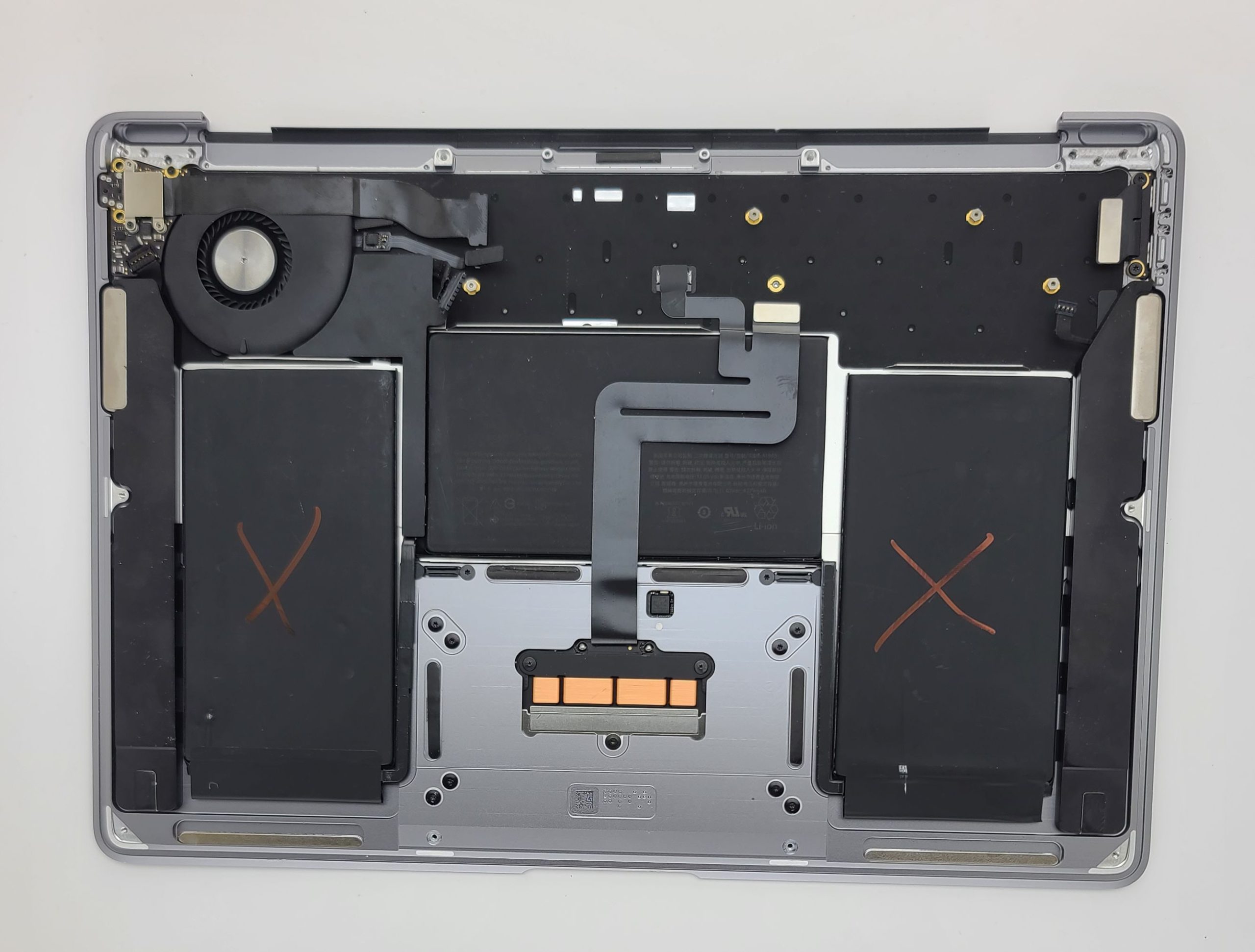 GRD B+ MacBook Air 13” A1932 Gray Top Case Keyboard Touchpad, Battery is dead - Image 3