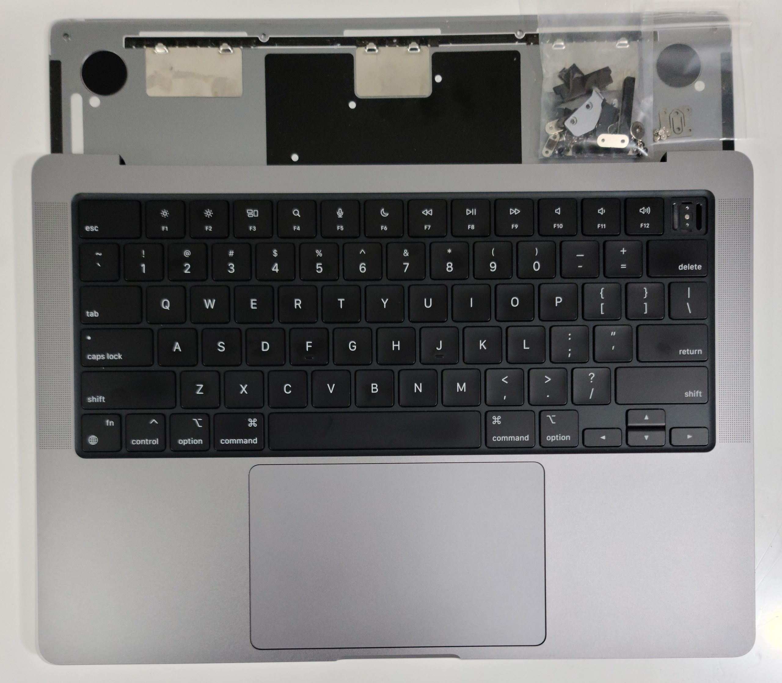 A2918 MACBOOK PRO 14" M3, 2023 - TOP CASE SPACE GRAY TRACKPAD BATTERY 93%